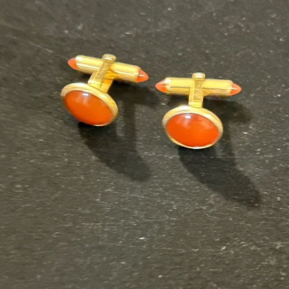 Other - Vintage Elegant Gold and Orange Cufflinks!